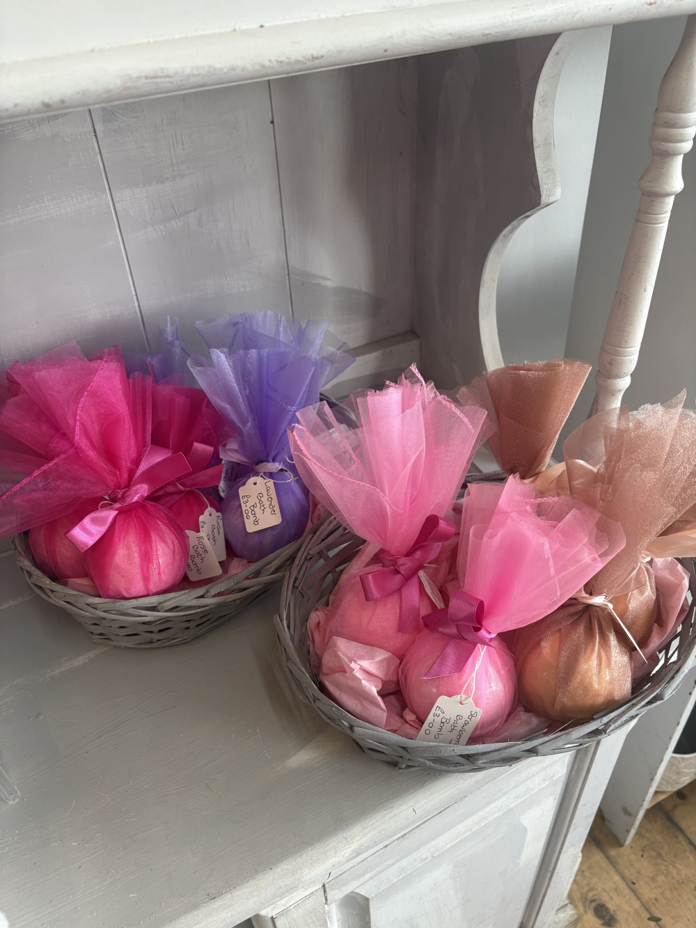 Bath bombs